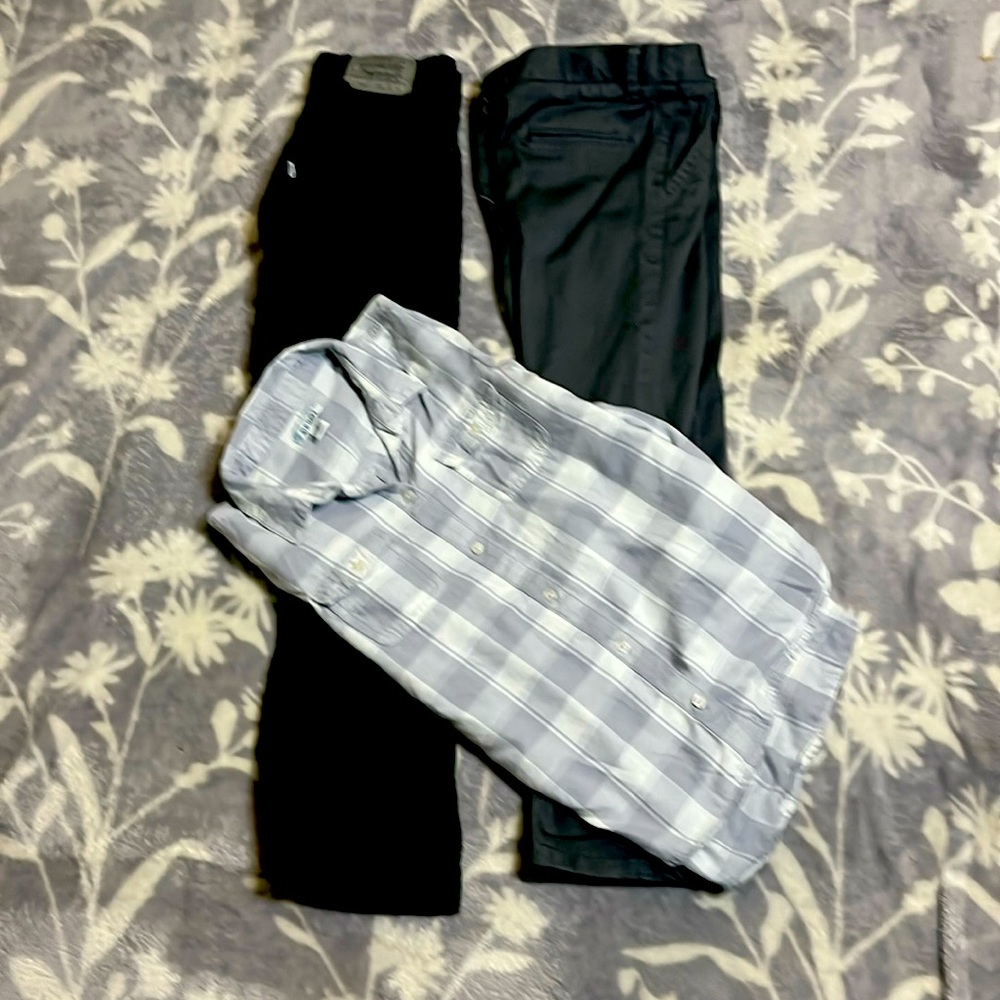-Boys 3PC  Levi & Chaps jeans & Old Navy Plaid Shirt Bundle Sz L(14-16)